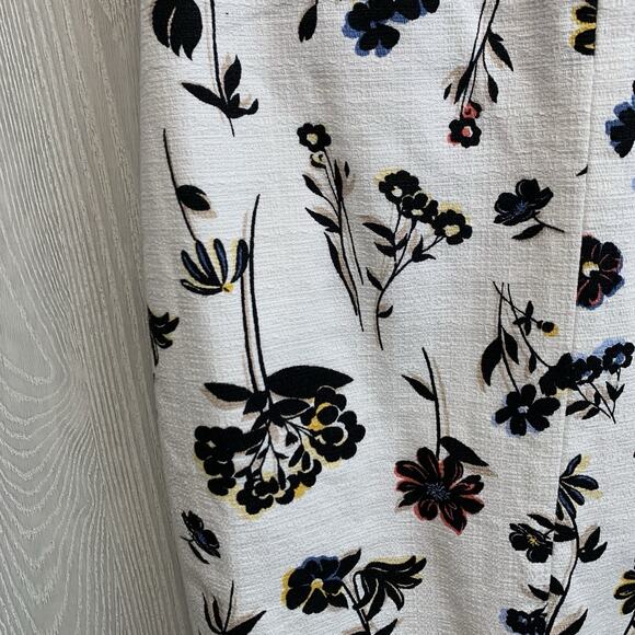 Ann Taylor Double V Neck Floral Sleeveless Dress Size 2 NWT - Picture 6 of 9